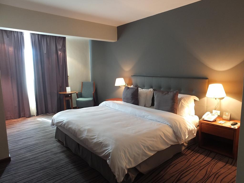Plaza Hotel Beirut Eksteriør bilde